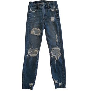 American Eagle Destroyed Jeans • Size 0 Regular